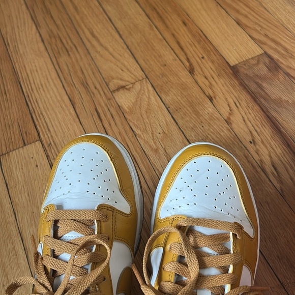 Nike Dunks - Picture 5 of 6